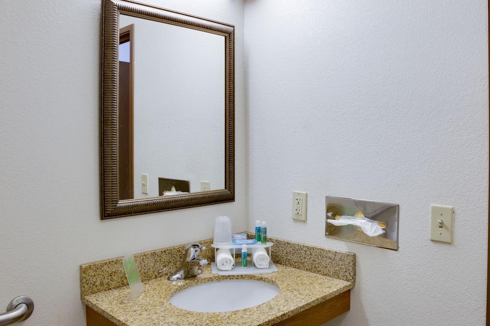 Holiday Inn Express Hotel & Suites Mattoon By Ihg Buitenkant foto