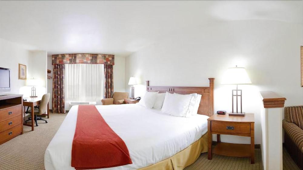 Holiday Inn Express Hotel & Suites Mattoon By Ihg Buitenkant foto