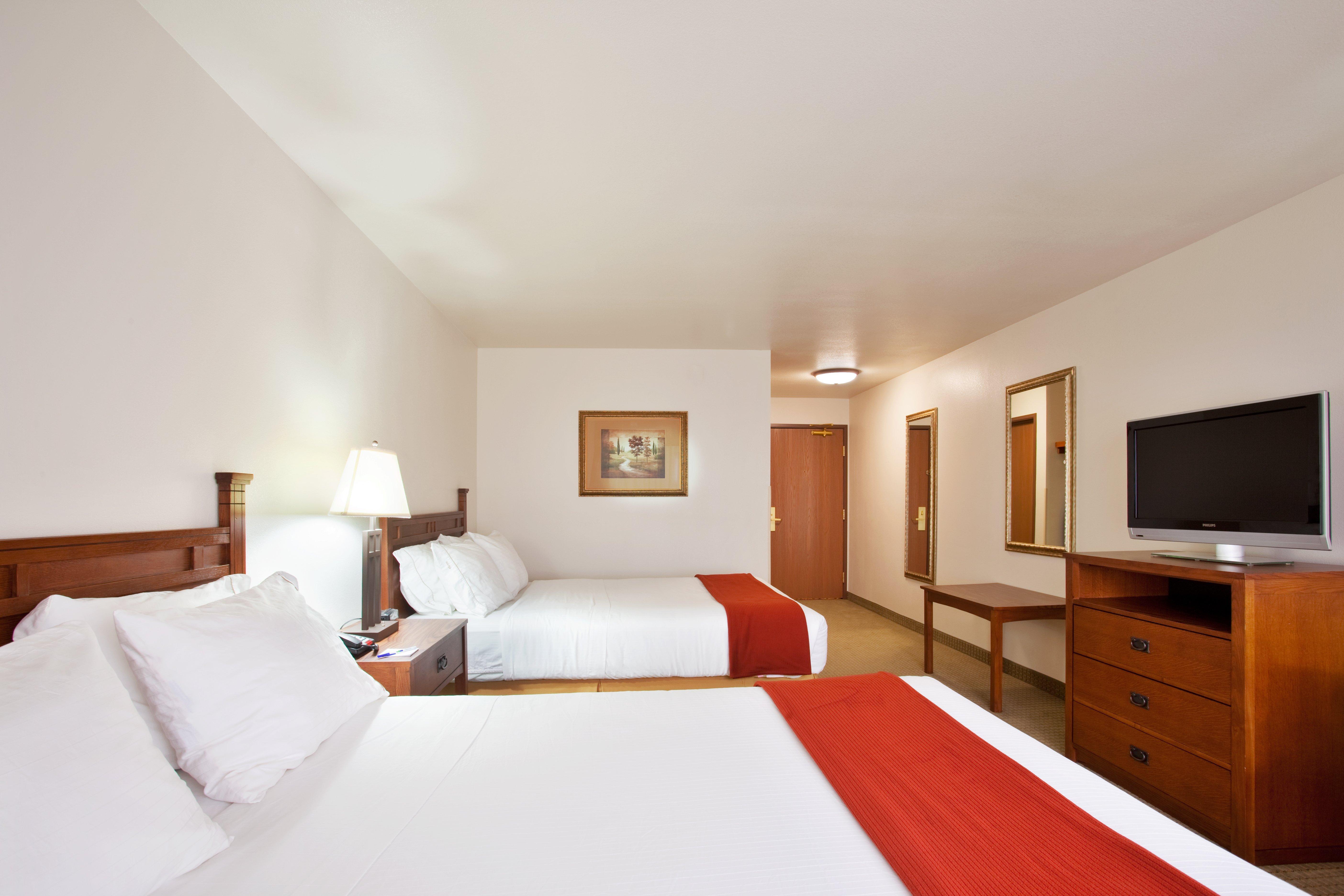 Holiday Inn Express Hotel & Suites Mattoon By Ihg Buitenkant foto