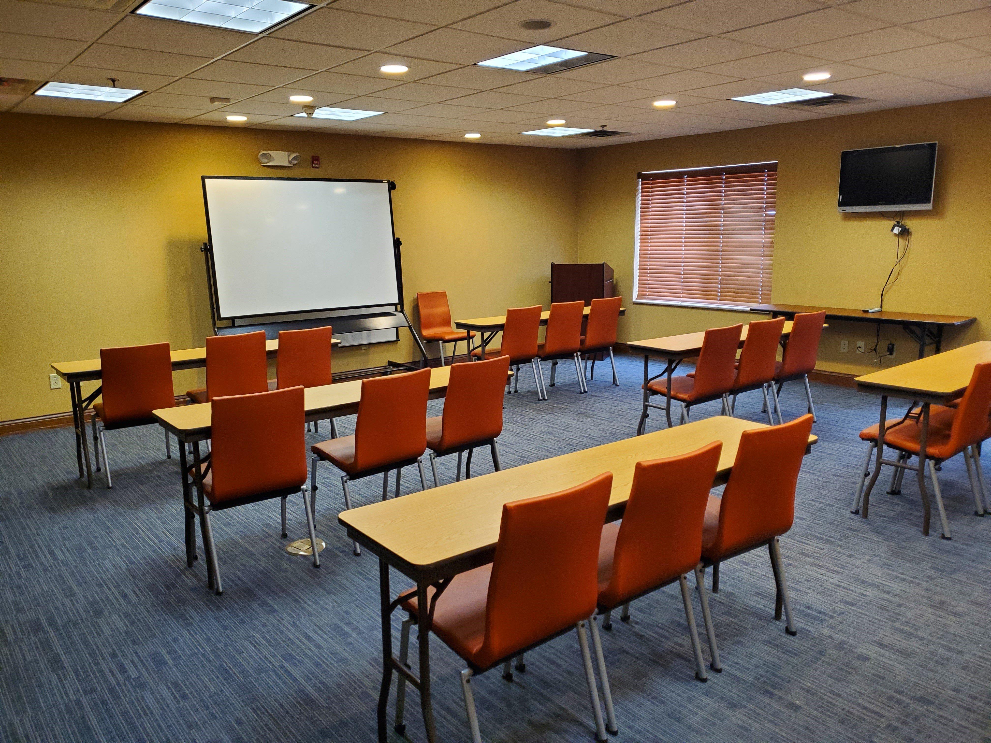 Holiday Inn Express Hotel & Suites Mattoon By Ihg Buitenkant foto
