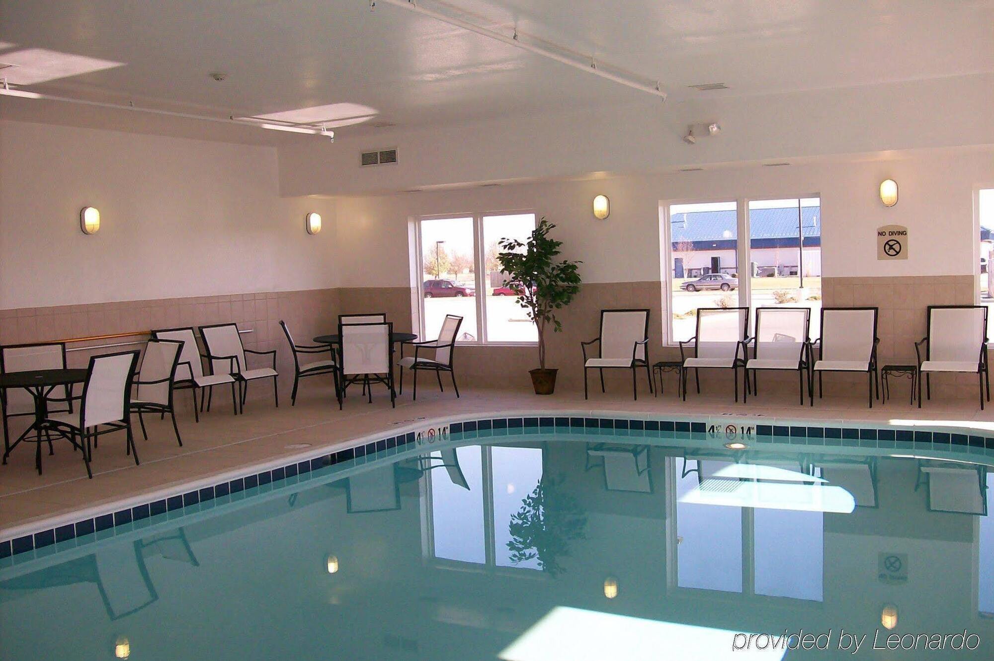 Holiday Inn Express Hotel & Suites Mattoon By Ihg Buitenkant foto
